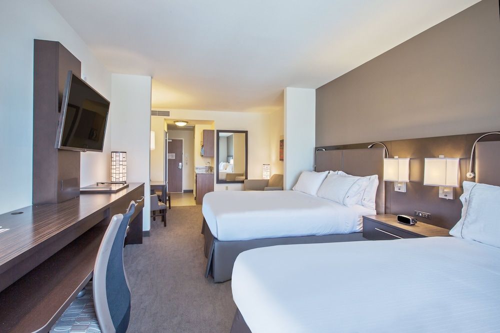 undefined Holiday Inn Express Hotel & Suites Kailua-Kona by IHG 3