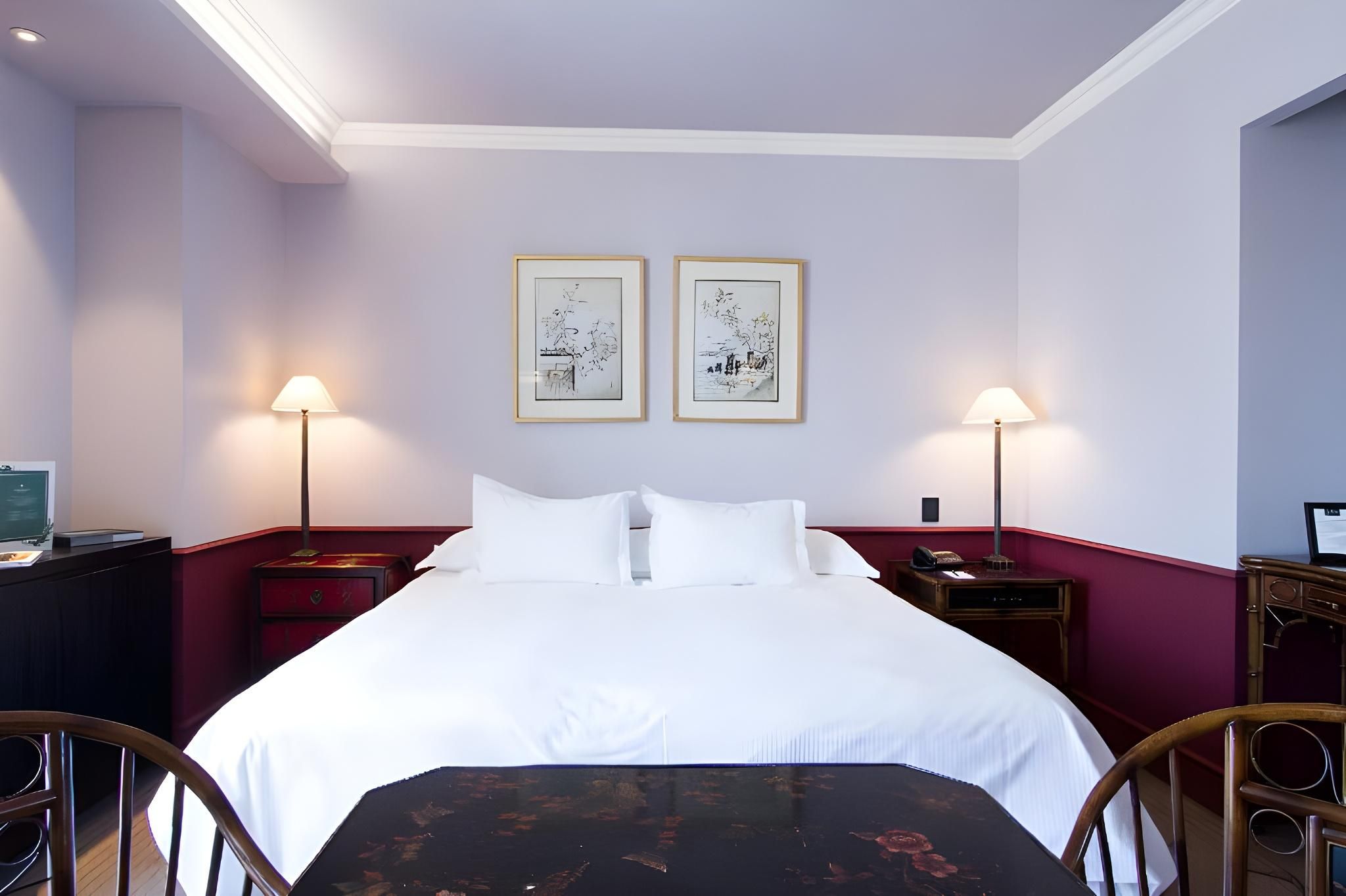 undefined The Singular Santiago 8