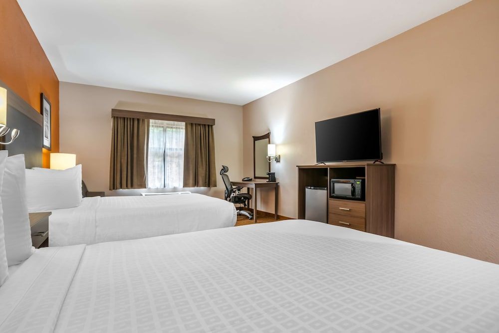 Best Western Plus Circle Inn Standard Room, 2 Queen Beds, Accessible, Non Smoking