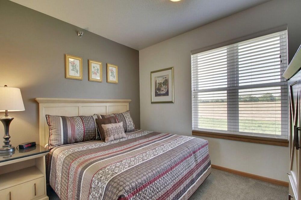Room, Multiple Beds, Non Smoking, Kitchenette