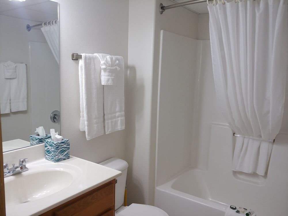 Nauvoo Vacation Villas & Condos Comfort Studio Suite, 1 Bedroom 4