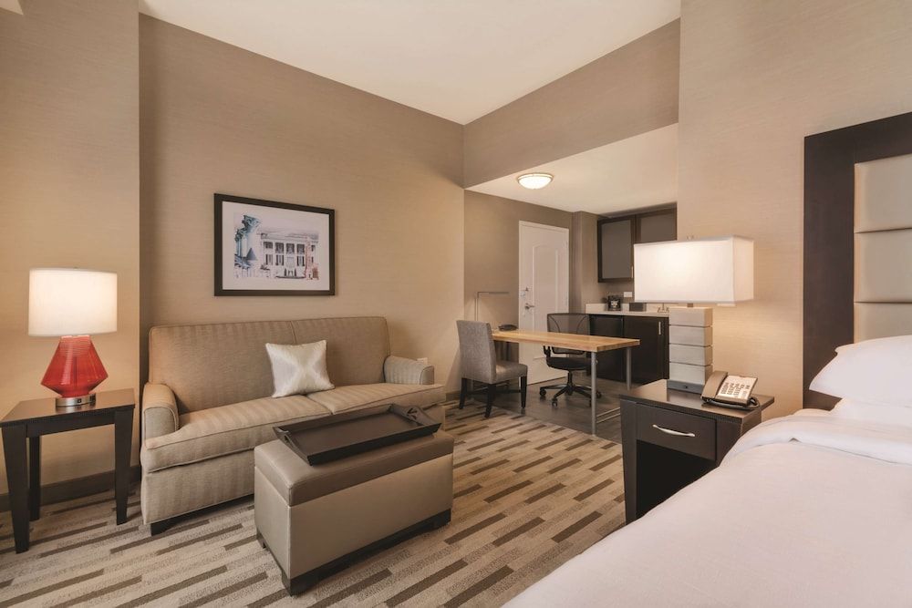 King, Suite, 1 King Bed, Non Smoking
