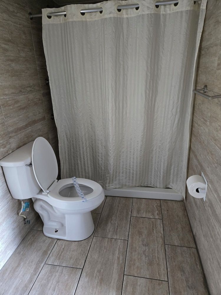 Stay Inn and Suites Standard Room, 1 King Bed 11