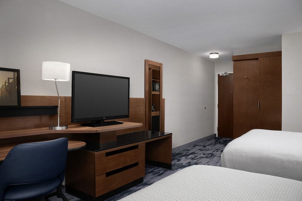 Room, 2 Queen Beds (Hearing Accessible)