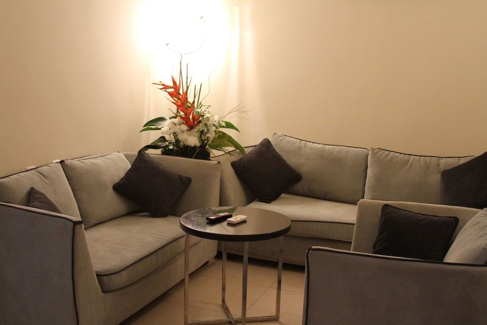 Royal Nick Hotel Deluxe Suite 4