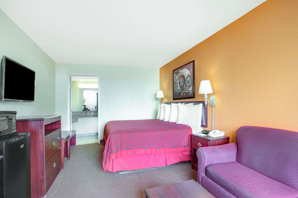 Room, 1 King Bed, Accessible