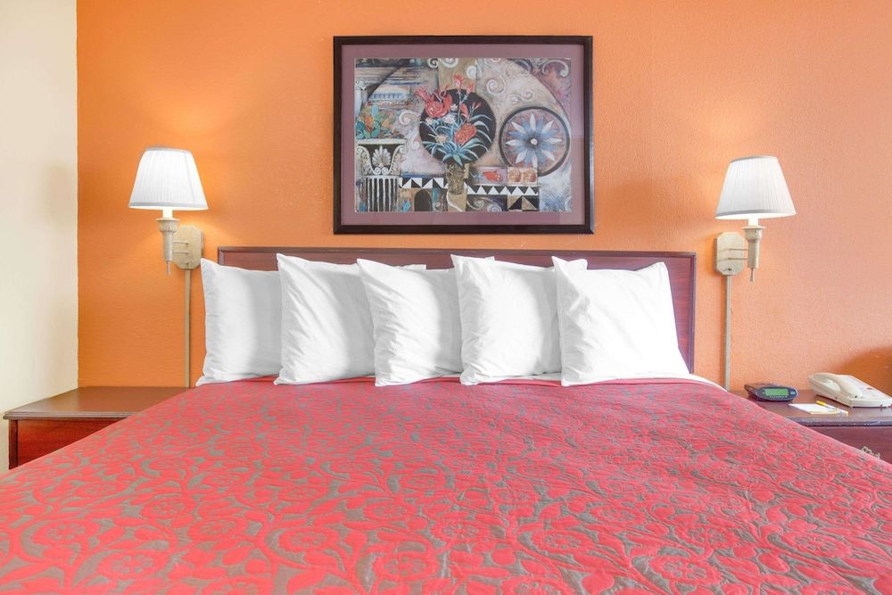 Room, 1 King Bed, Accessible
