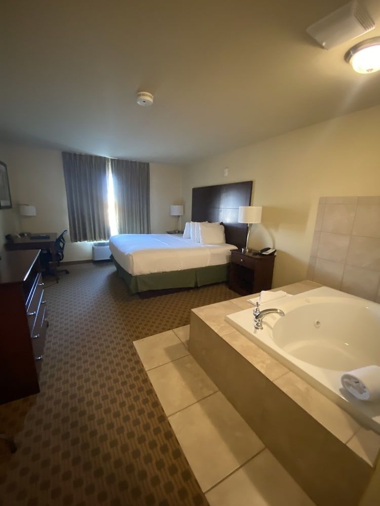 Suite, 1 King Bed, Non Smoking