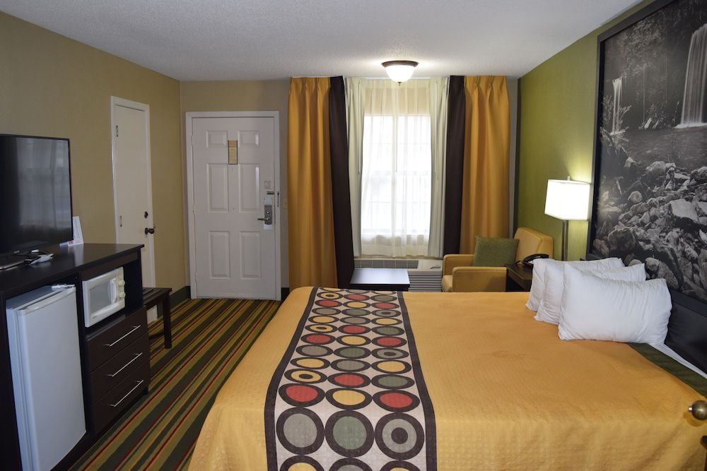 Room, 1 King Bed, Non Smoking