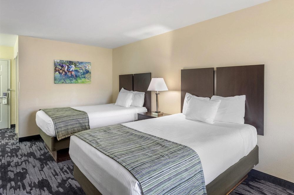 Standard Room, 2 Double Beds, Non Smoking, Refrigerator & Microwave