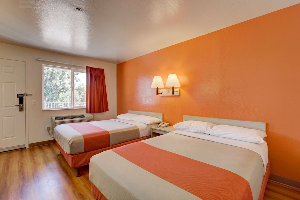 Standard Room, 2 Double Beds, Accessible, Non Smoking