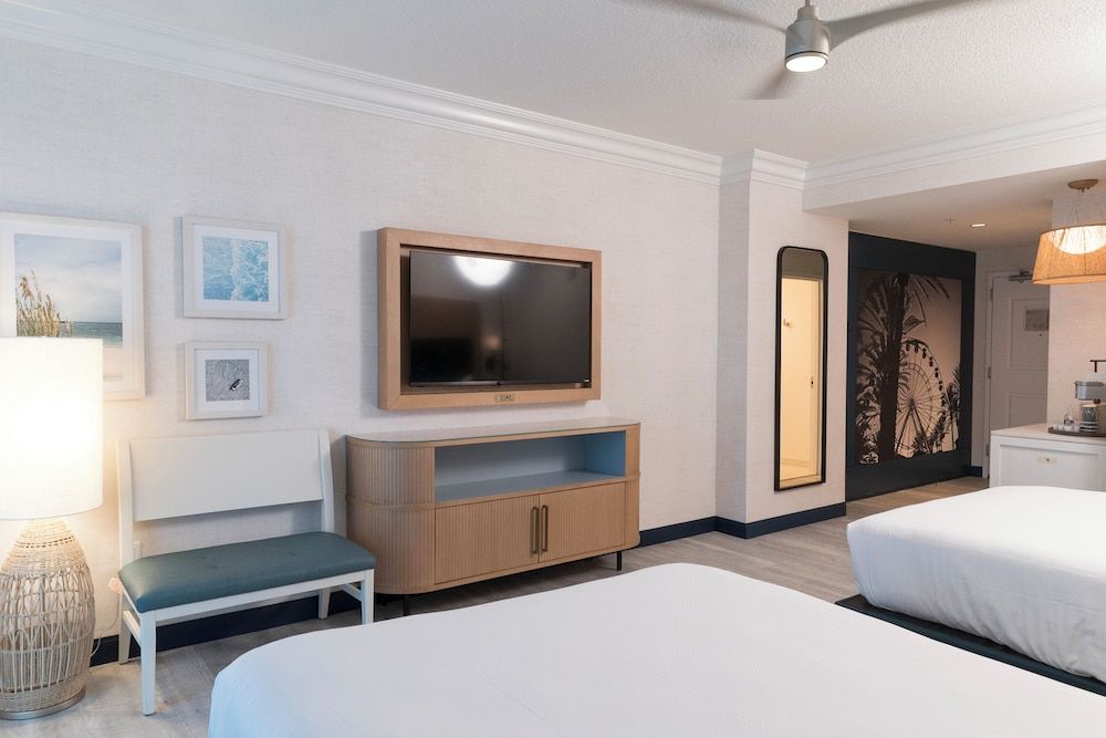 Margaritaville Resort Casino Deluxe Room, 2 Queen Beds, Non Smoking, River View 5