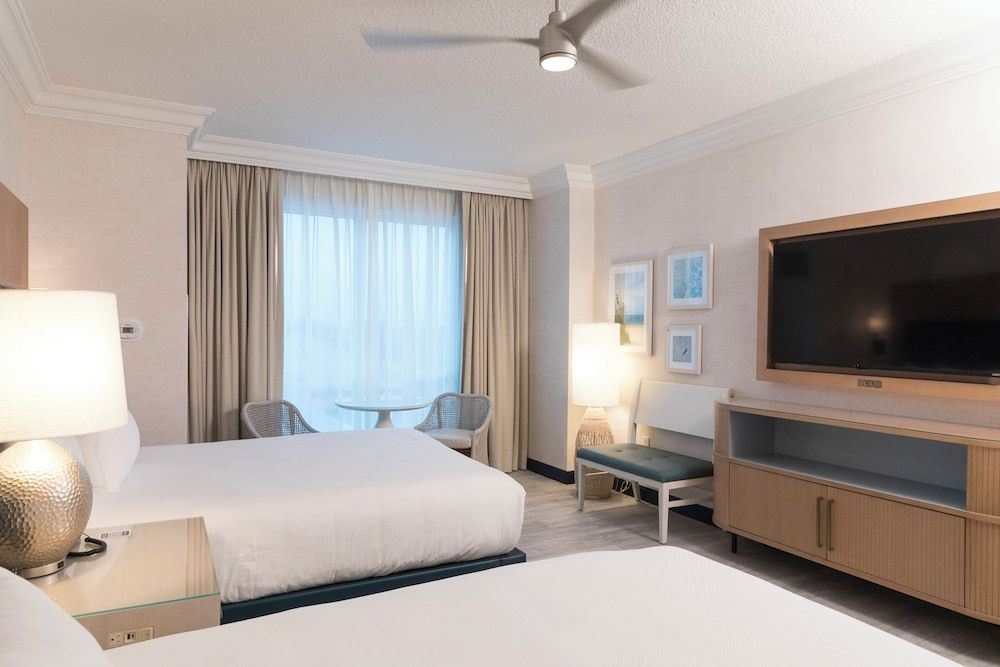 Margaritaville Resort Casino Deluxe Room, 2 Queen Beds, Non Smoking, River View 4