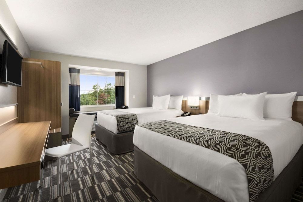 Standard Room, 2 Queen Beds, Accessible, Non Smoking (Mobility, Roll-In Shower)