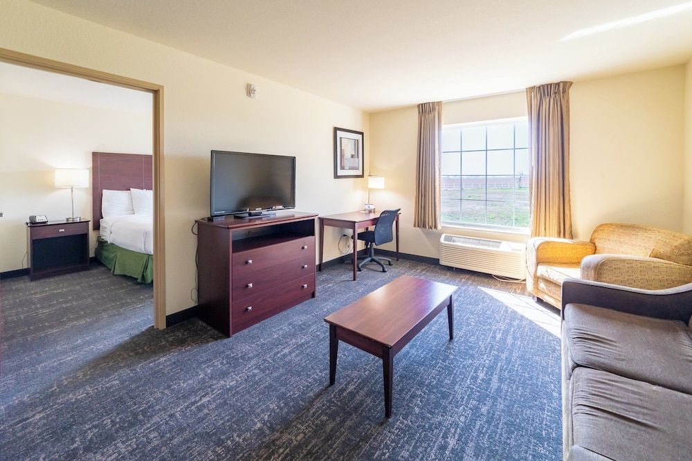 Suite, 1 King Bed with Sofa bed, Non Smoking