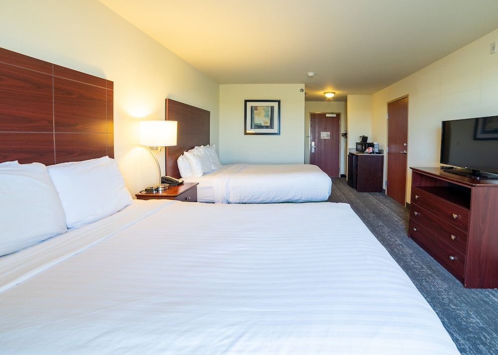 Room, 2 Queen Beds, Accessible, Non Smoking (Benched Tub)