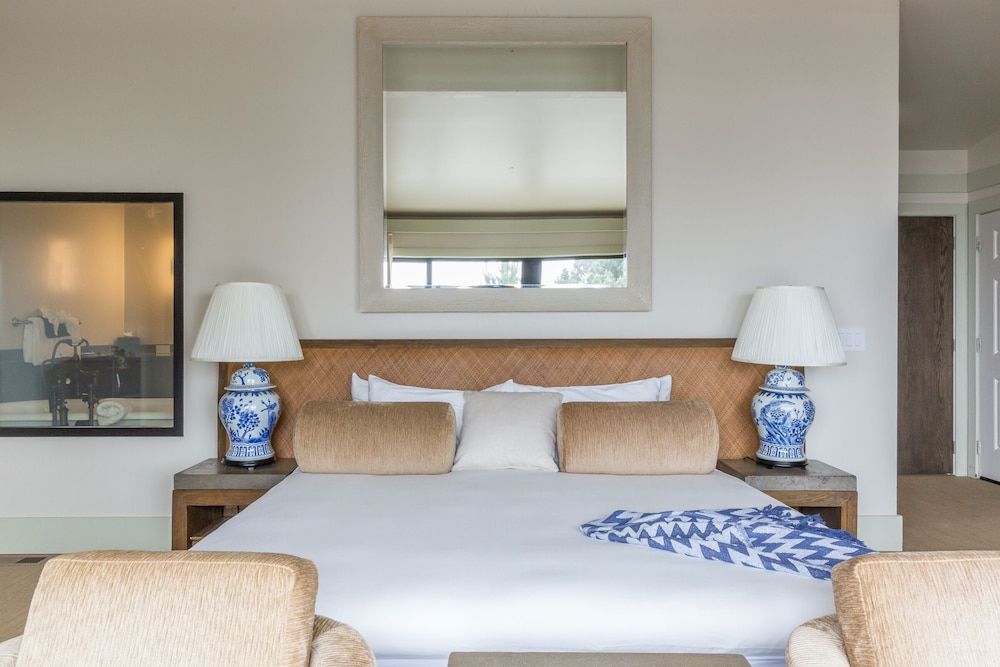 Heritage House Resort & Spa Room, 1 King Bed, Ocean View