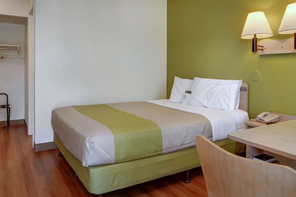 Deluxe Room, 1 Double Bed, Accessible, Non Smoking