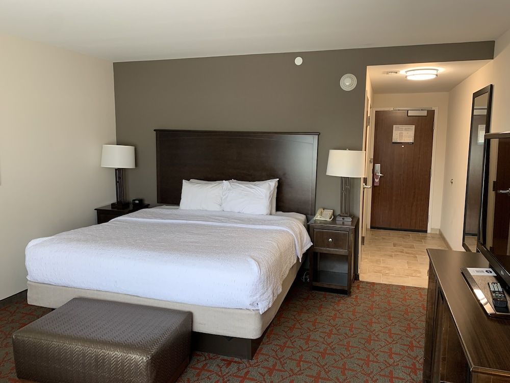 Room, 1 King Bed, Non Smoking