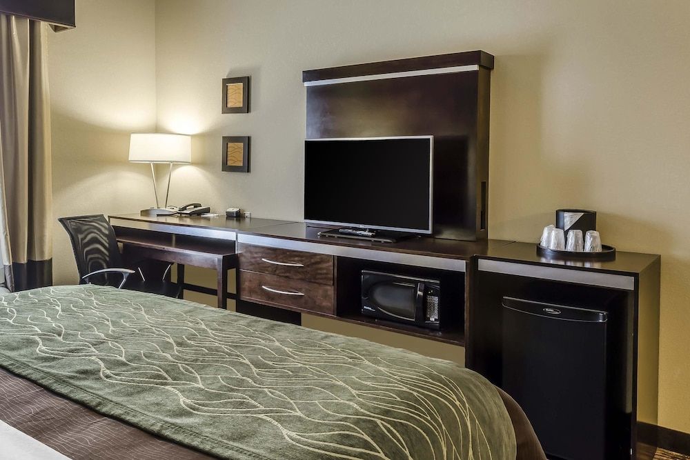 Standard Room, 2 Queen Beds, Non Smoking