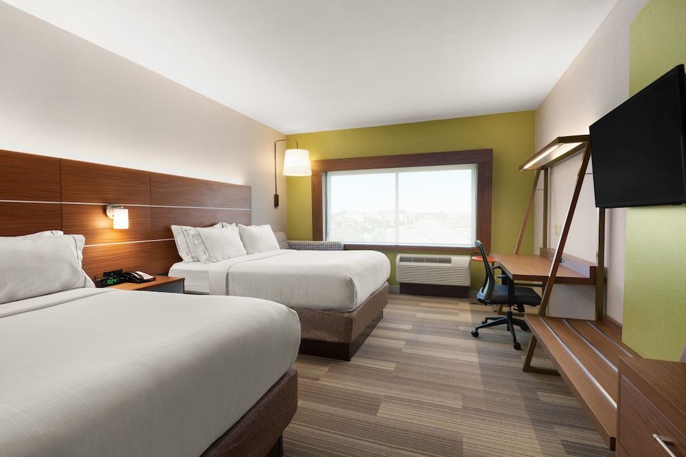 Standard Room, 2 Queen Beds, Accessible (Communications)