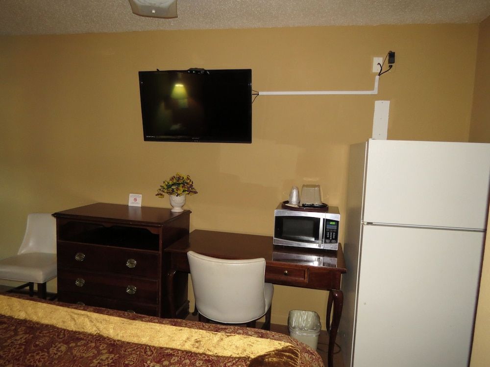 One King Bed, Non-Smoking