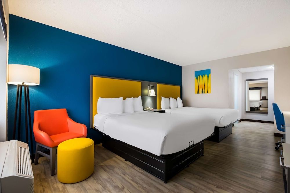 Best Western Bordentown Inn Standard Room, 2 Queen Beds, Non Smoking, Refrigerator & Microwave 2