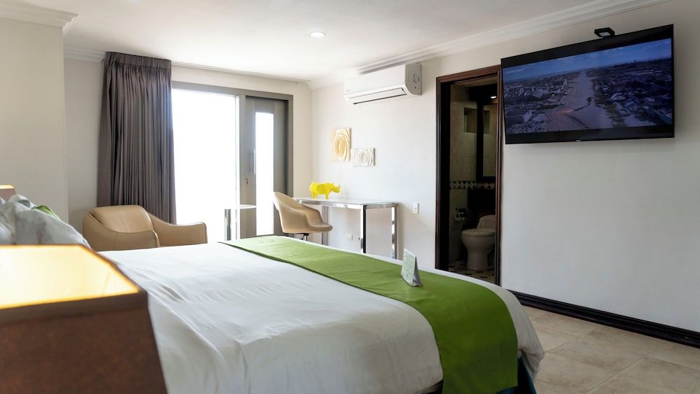 Hotel Windsor Barranquilla Deluxe Room 3