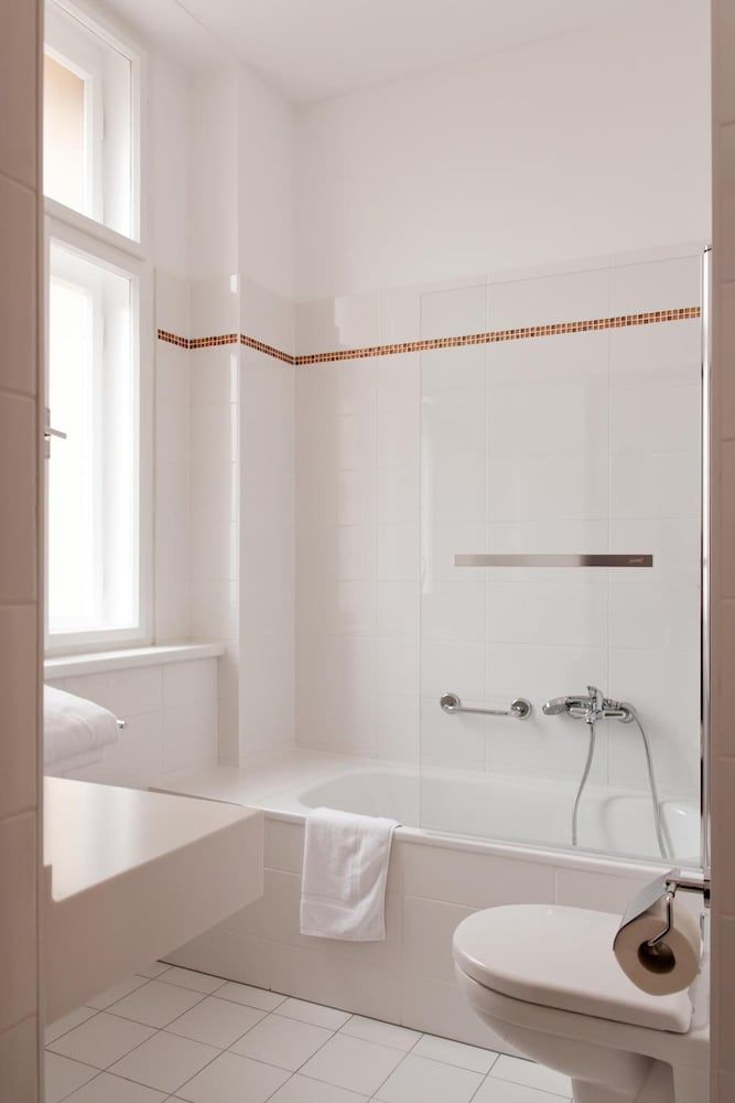 Hotel Ambiance Standard Double or Twin Room 11