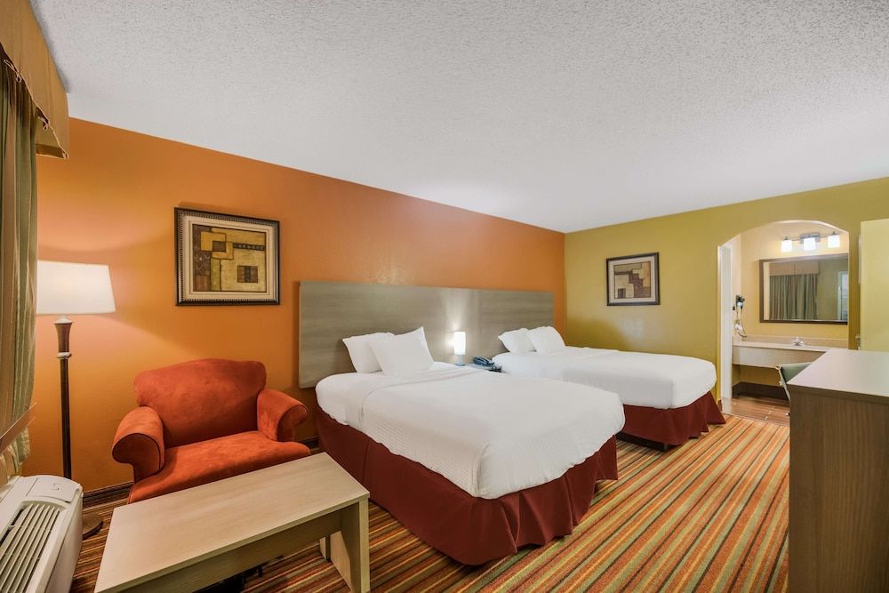 Standard Room, 2 Double Beds, Non Smoking, Refrigerator & Microwave