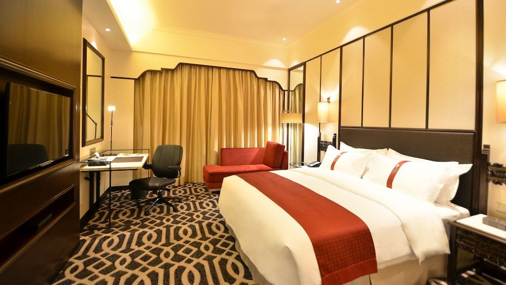 Standard Room, 1 King Bed, Accessible