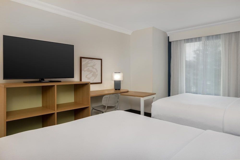 Spark by Hilton Rahway Suite, 2 Queen Beds, Accessible, Bathtub (Mobility) 2