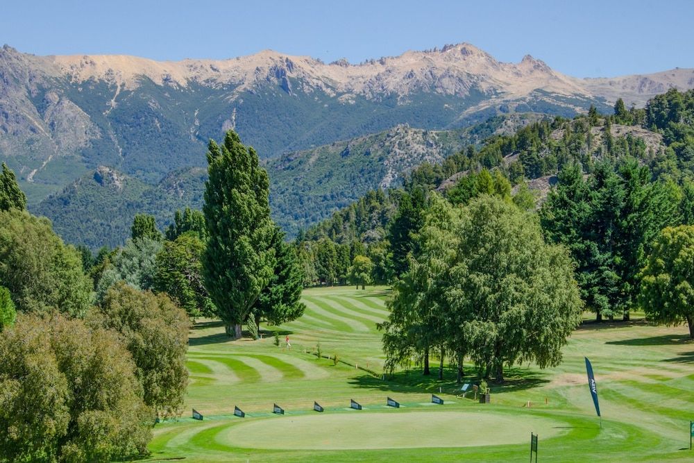 Arelauquen Lodge, A Tribute Portfolio Hotel Room, 2 Twin Beds 3