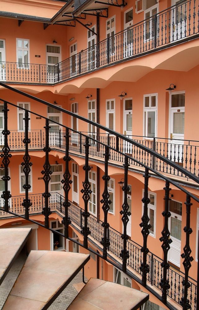 undefined Hotel Ariston & Ariston Patio 5