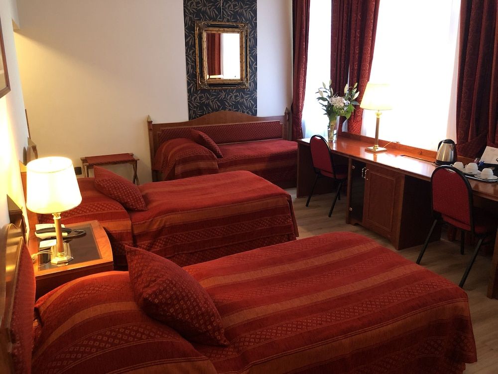 undefined Hotel Ariston & Ariston Patio 2