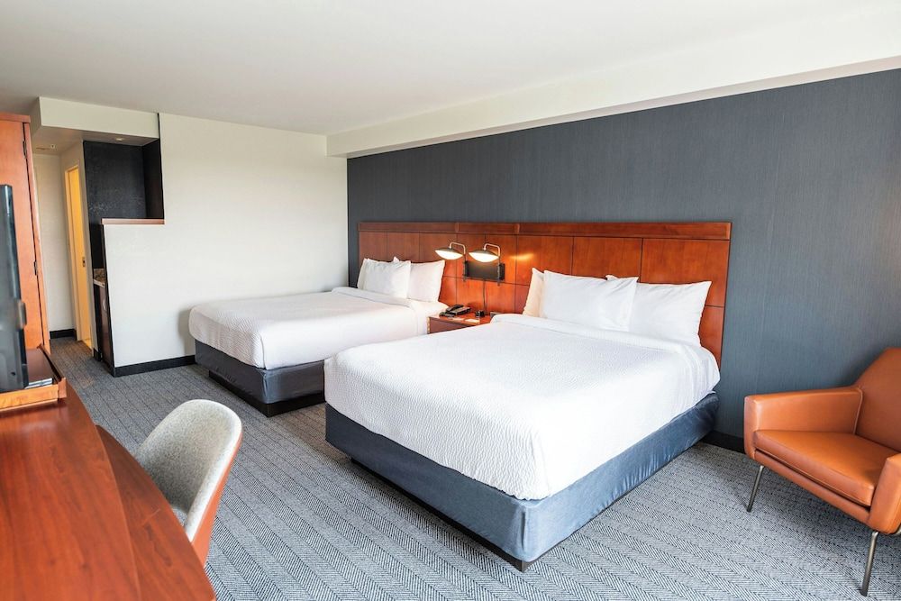 Room, 2 Queen Beds (Hearing Accessible)