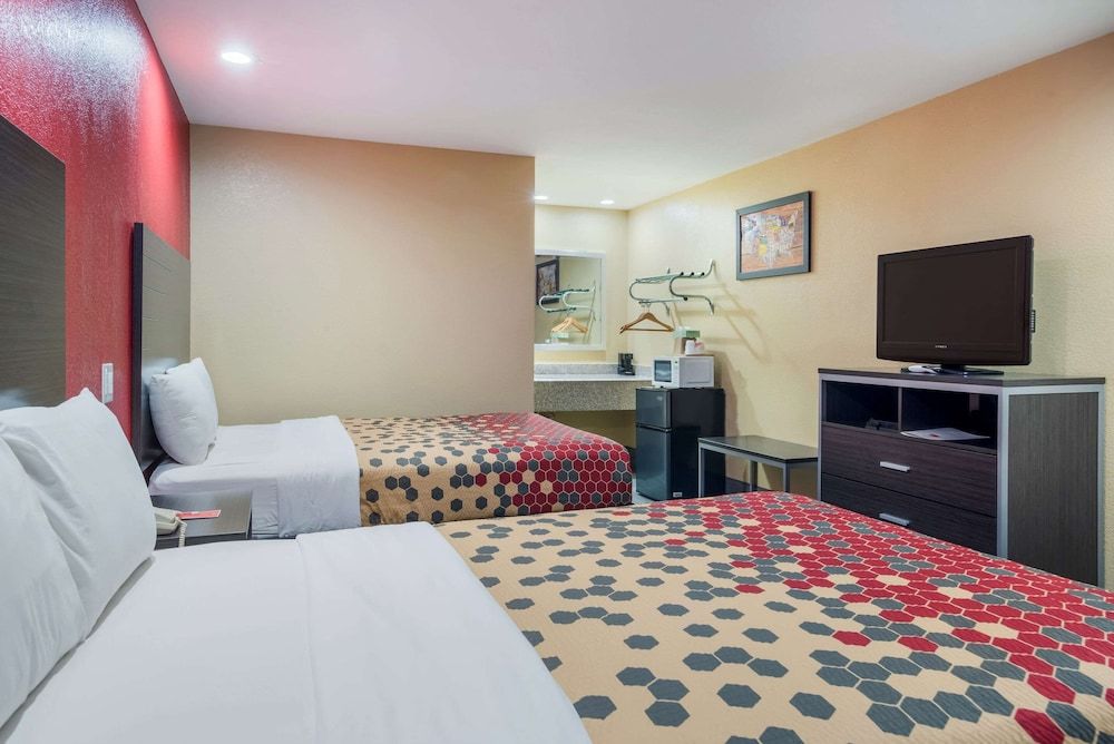 Standard Room, 2 Double Beds, Smoking