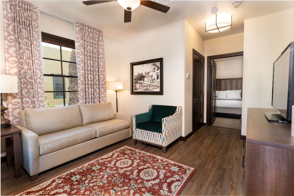 Cottage with 1 King Bed