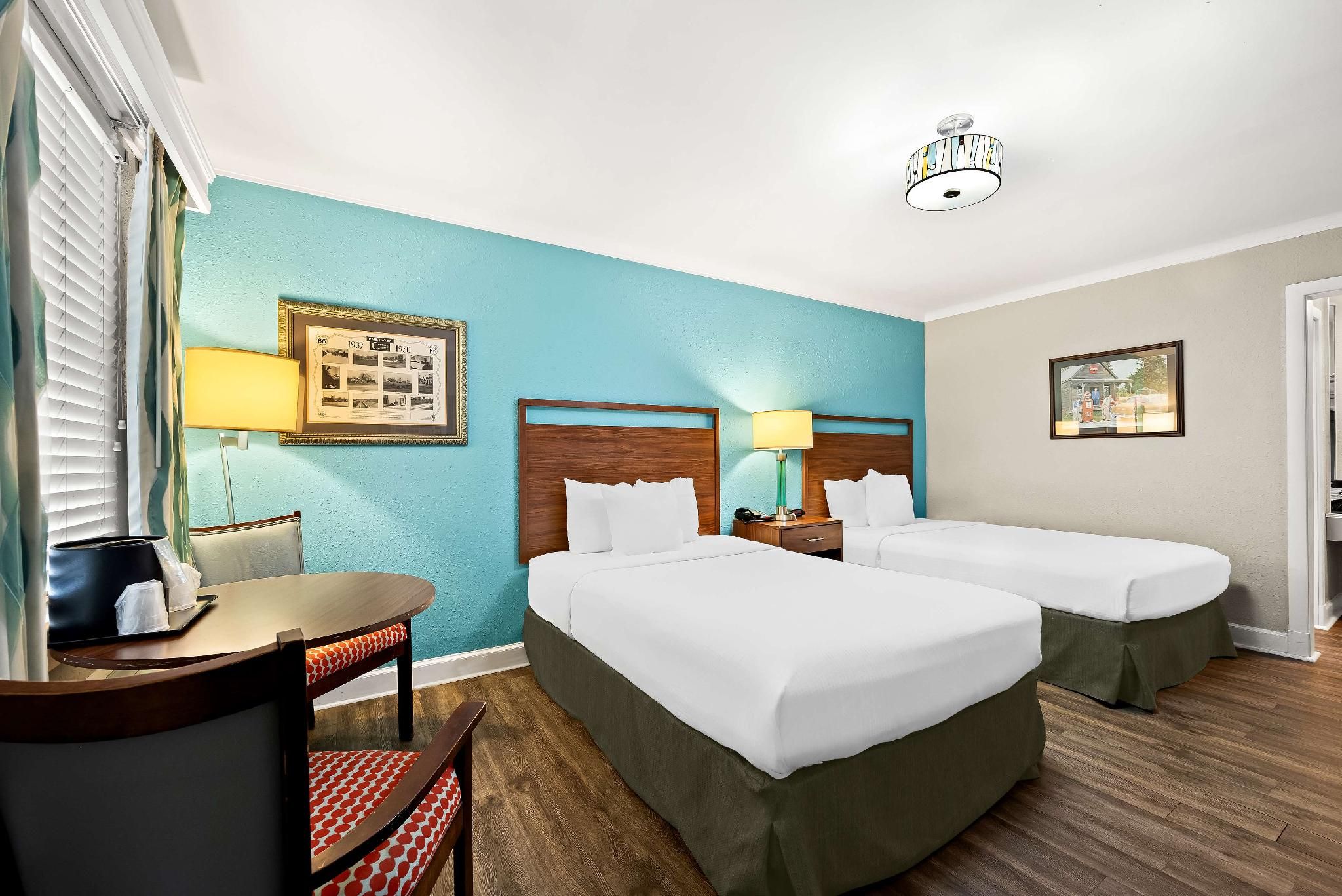2 Double Beds, Nonsmoking, Pet Friendly Room, Classic Rt 66 Theme