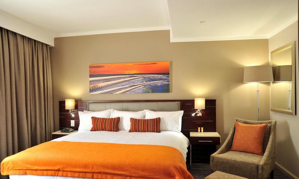 Cresta Mahalapye Superior Room 6