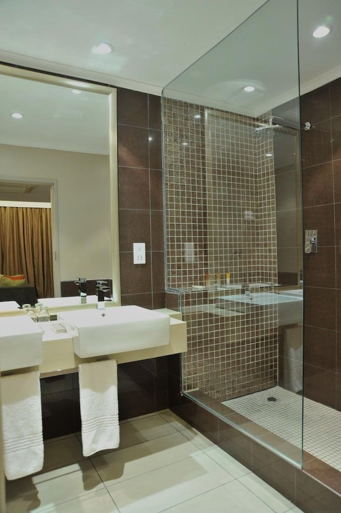 Cresta Mahalapye Superior Room 13