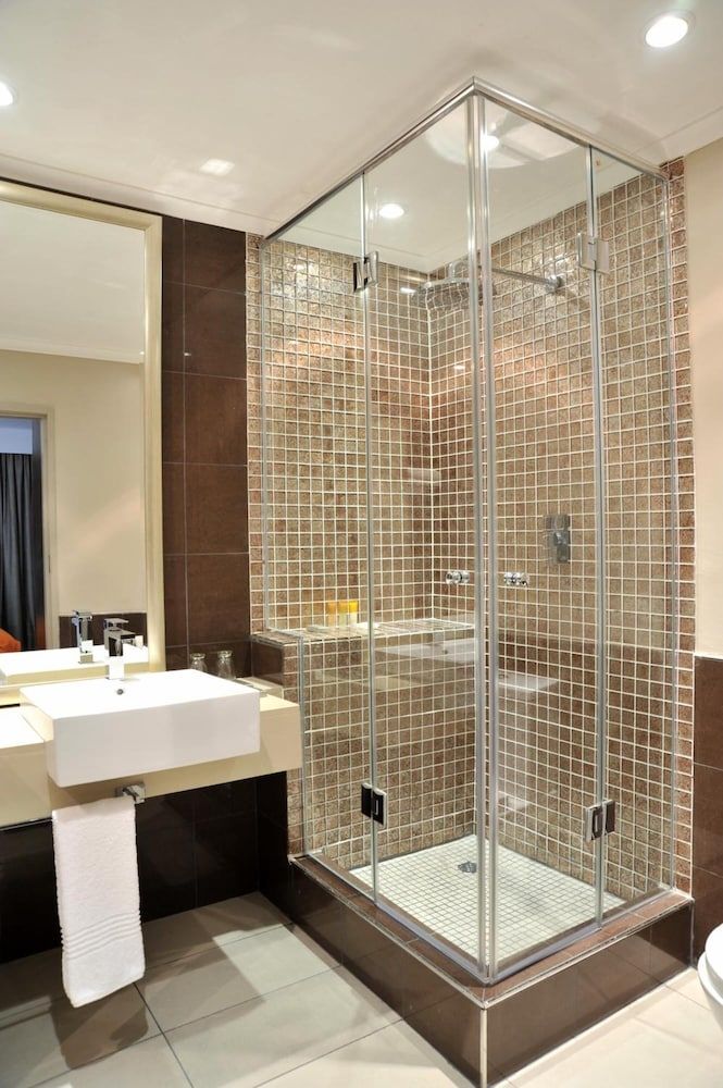 Cresta Mahalapye Superior Room 12