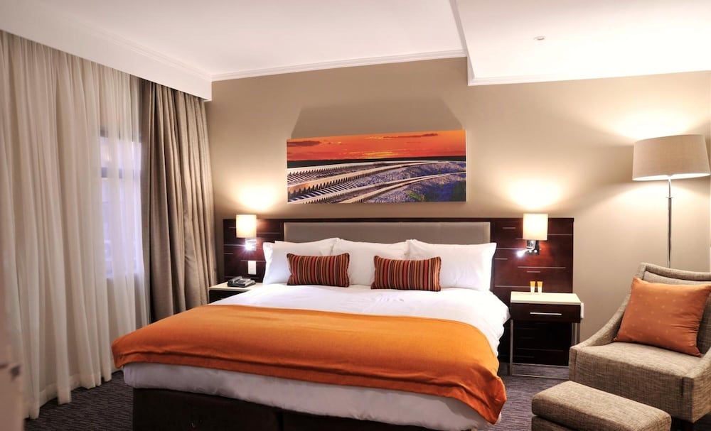 Cresta Mahalapye Superior Room 5