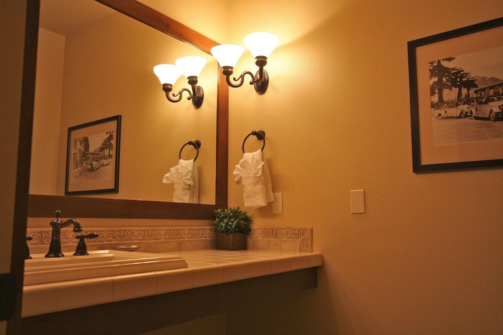 Homestead Resort Studio, 1 Queen Bed 6