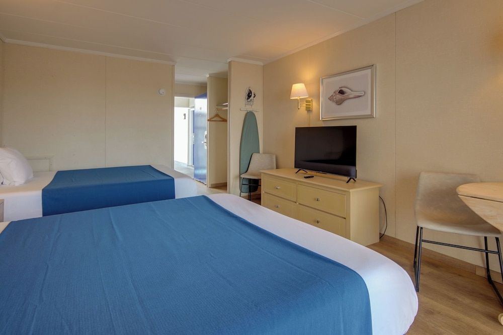 Tower 1 Side View Room