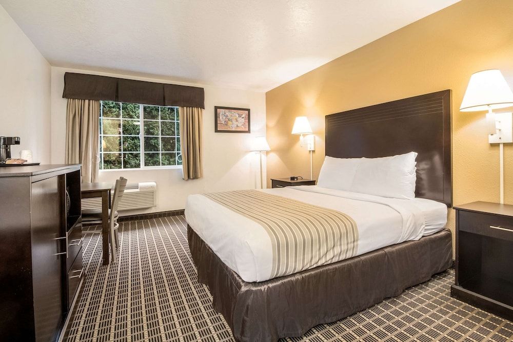 Room, 1 Queen Bed, Accessible, Non Smoking