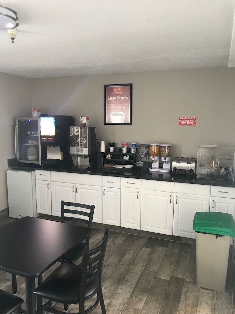 Ameri-Stay Inn & Suites