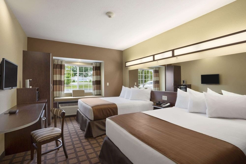 Room, 2 Queen Beds, Non Smoking (Visual/Hearing Impaired)