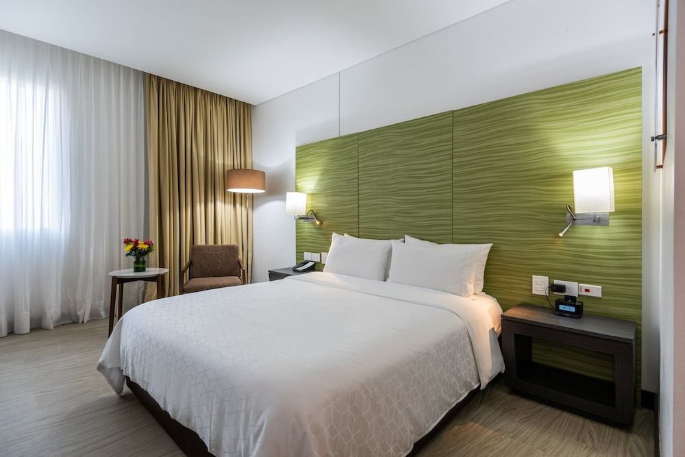 Standard Room, 1 Queen Bed