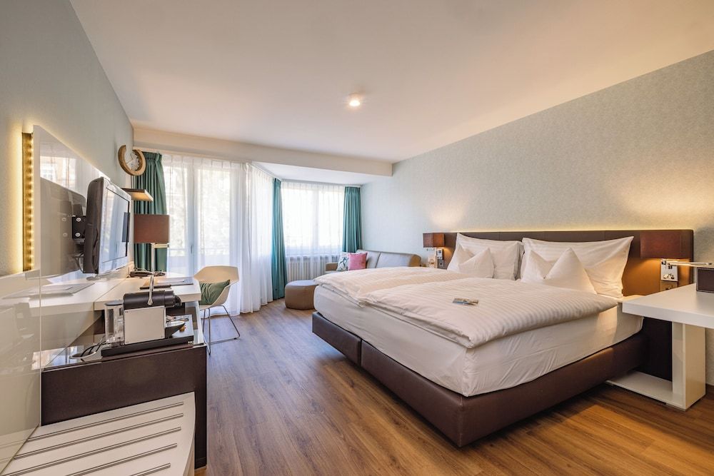 undefined Hotel Spalentor 2